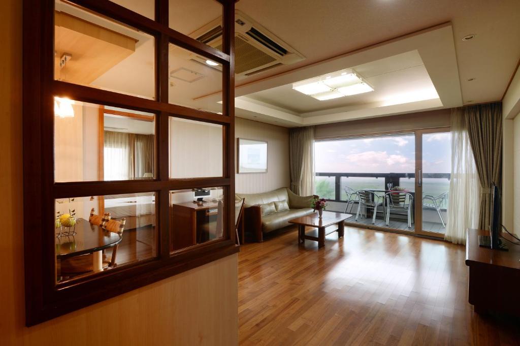 Minitel Soul Hotel Seogwipo Phòng bức ảnh